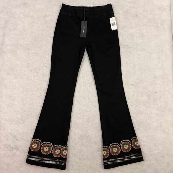Driftwood Wyatt Jeans Womens L Black Pull On Boho Embroidered Hem Flare Leg NWT - Picture 3 of 14